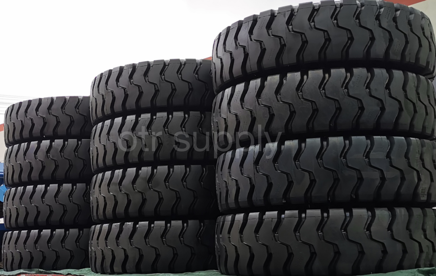 33.00R51 XTHRA XRM6 (E4)